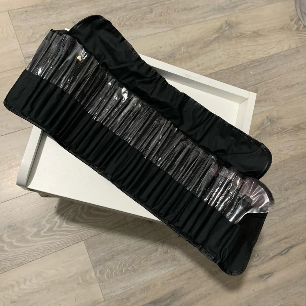 32 pc makeup brush set